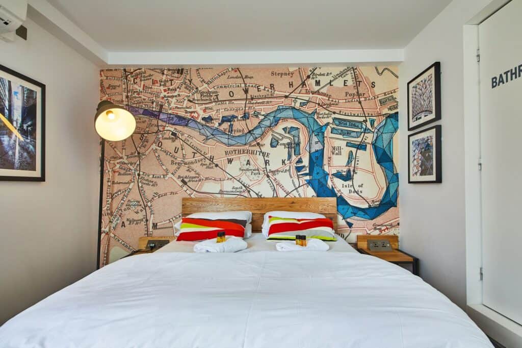 Double Room Ensuite - The Village